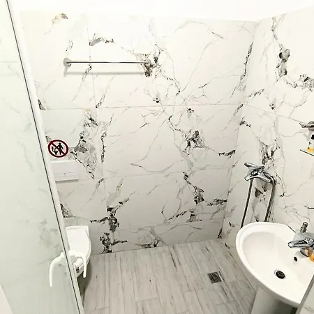 Sunset Ξενοδοχείο Εξαμίλιο